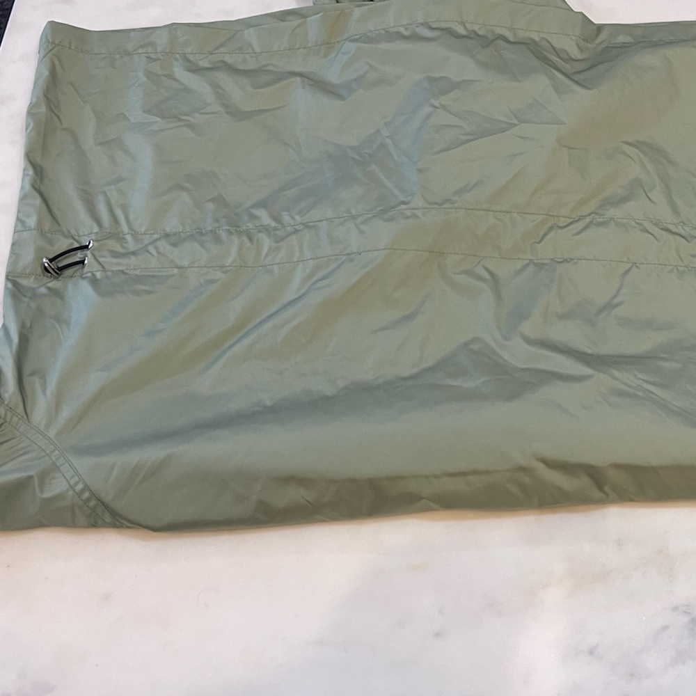 Green Jacket - Picture 4 of 5